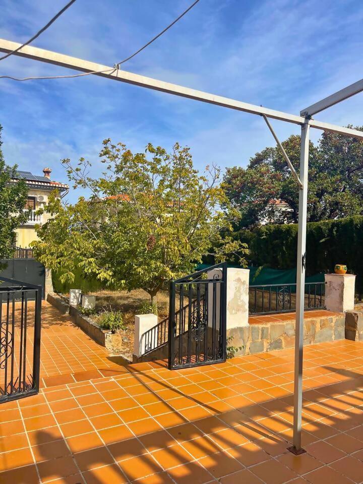 Casa Con Jardin En Ogijares Villa Exterior foto